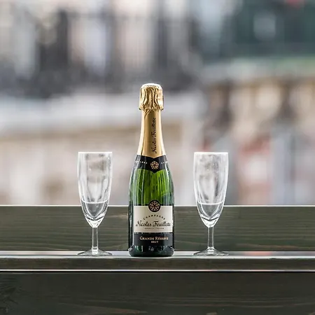 Appartamento Flat With Billard And View Parigi