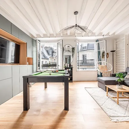 Flat With Billard And View Apartment