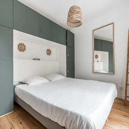 Flat With Billard And View Apartment